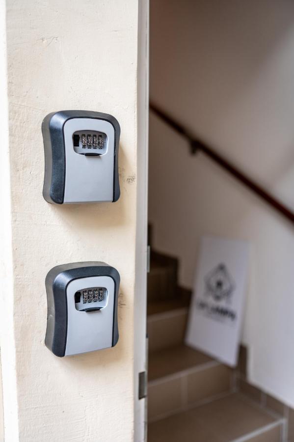 La Lampa Apartments Debrecen Eksteriør billede